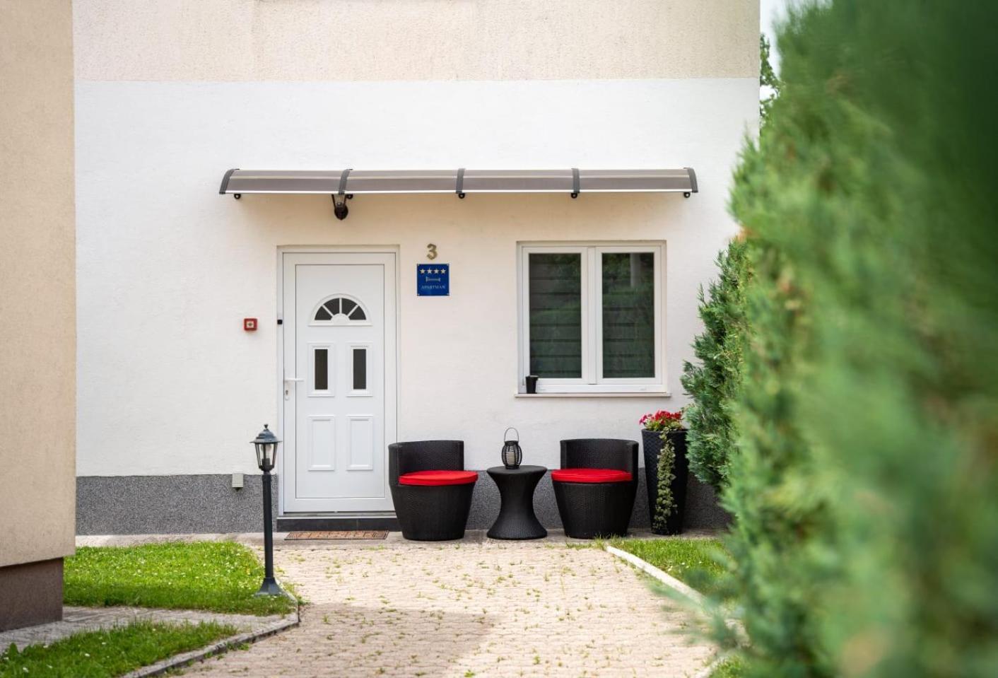 Apartman Mihovil Gospić Exteriér fotografie
